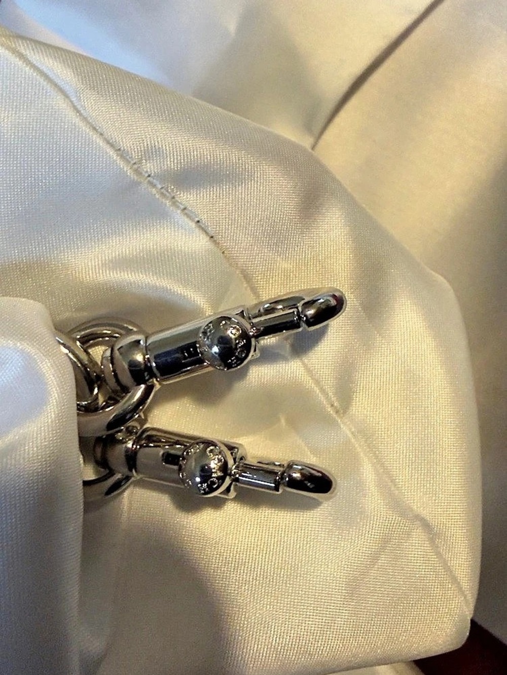 Silver Chain bag charm - Picture 2 of 4